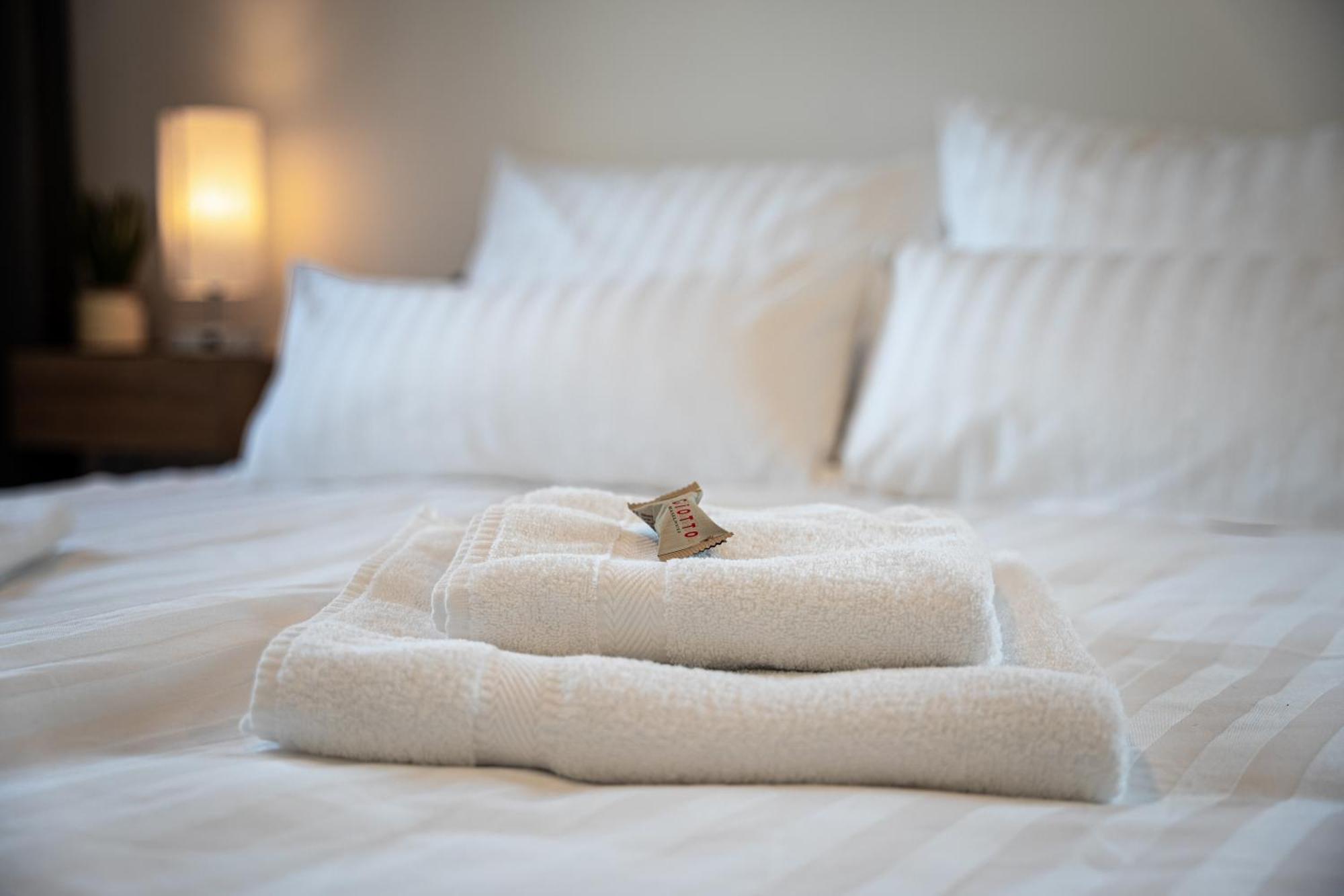 Aparthome Eching Deluxe Near Munich Airport Экстерьер фото
